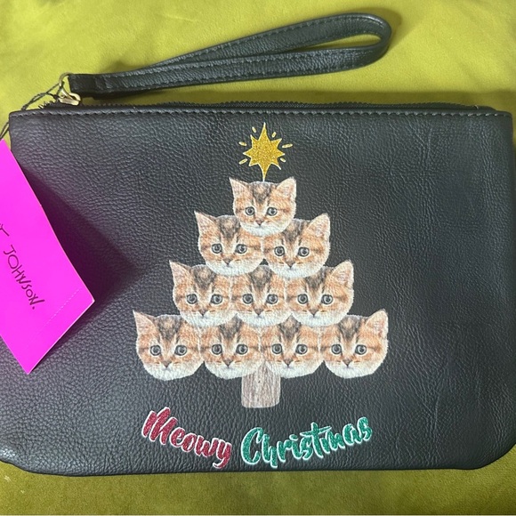 Betsey Johnson Cat Christmas Wristlet NWT - Picture 2 of 5